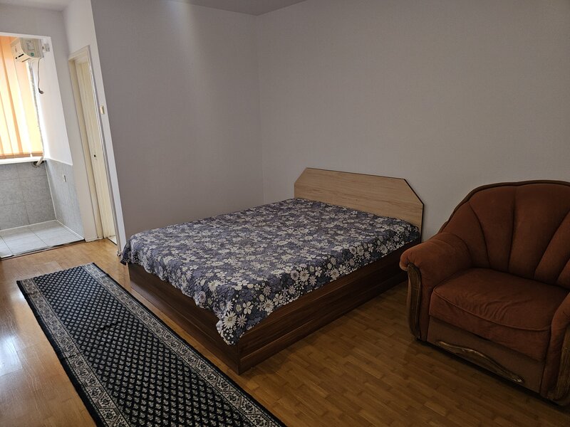 Dristor, metrou, 6/10, reabilitat, mobilata si utilata, aer, 59900 €.