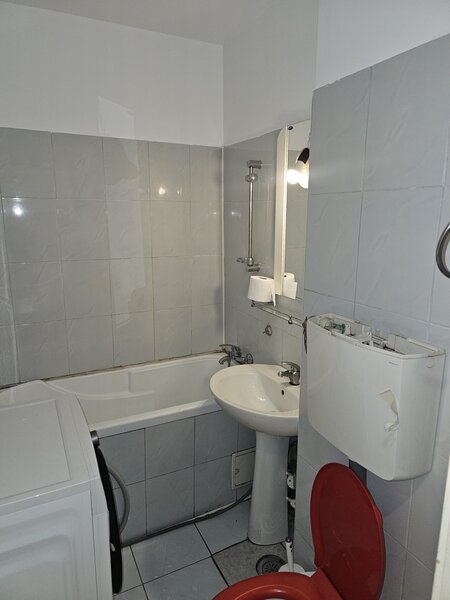 Dristor, metrou, 6/10, reabilitat, mobilata si utilata, aer, 59900 €.