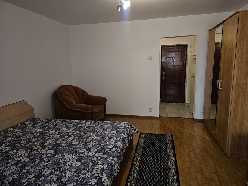 Dristor, metrou, 6/10, reabilitat, mobilata si utilata, aer, 59900 €.